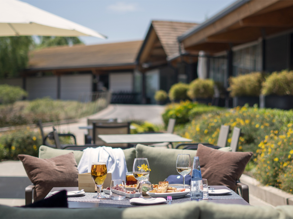 The Lakehouse Bistrot The Lakehouse Bistrot