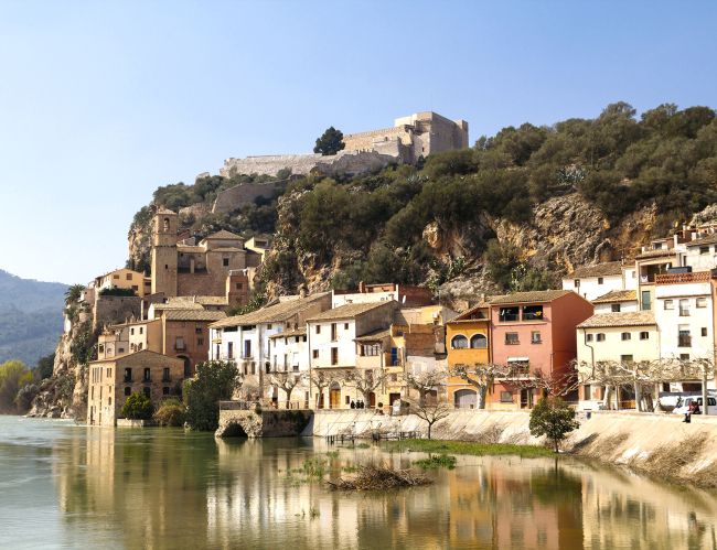 Castillos y tradición en la Costa Dorada, Tarragona