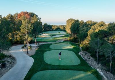 Golf en la Costa Dorada: promociones especiales de verano en INFINITUM Golf